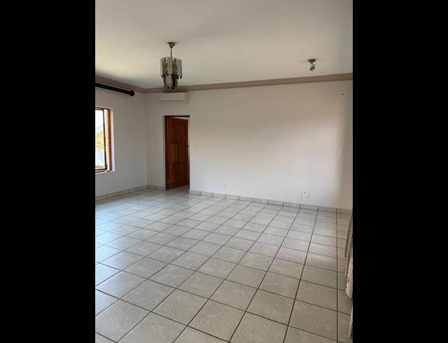 4 BEDROOM HOUSE FOR SALE IN BIRDWOOD ESTATE